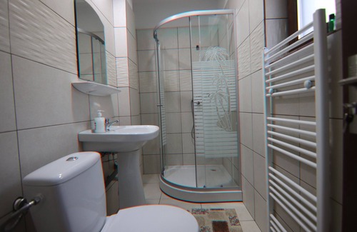 Barnova House | Pensiunea Emelys