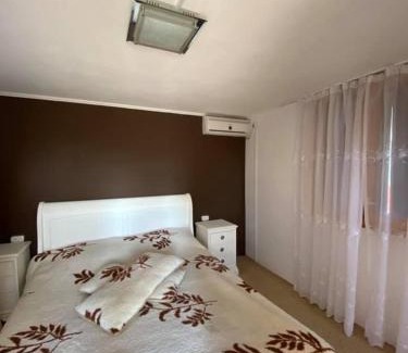 Baile Felix House | Pensiunea Felixanda