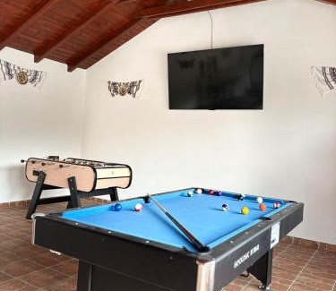 Raucesti House | Pensiunea Georgiana