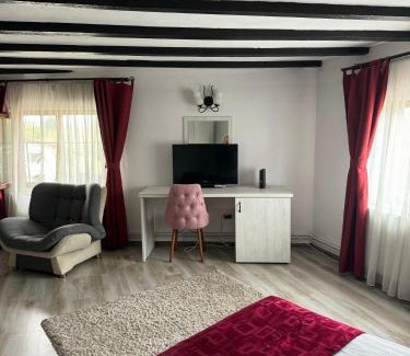 Razvad House | Pensiunea Hanul Voievozilor