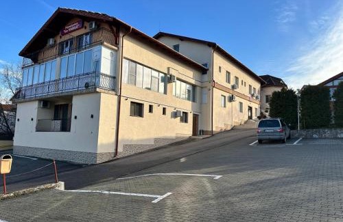 Zalau House | Pensiunea La Vasile