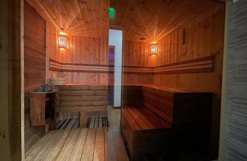Bratca House | Pensiunea Lavanda