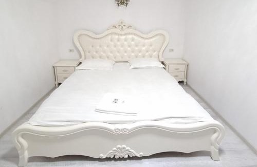 Vama House | PENSIUNEA LUXURY