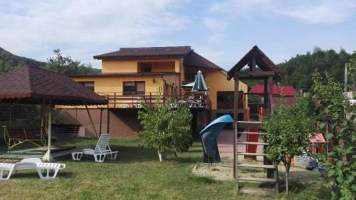 Slanic-Moldova Villa | Pensiunea Miruna Slănic Moldova