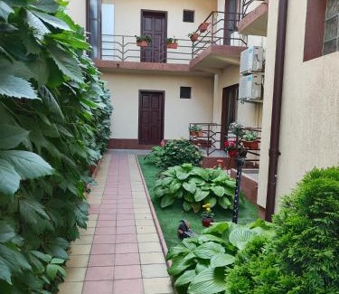 Costinesti House | Pensiunea Orion