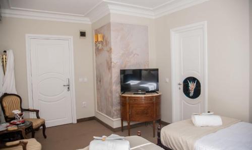 Ramnicu Valcea House | Pensiunea Paradis