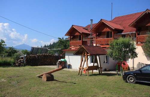 Poiana Teiului House | Pensiunea Paradiso