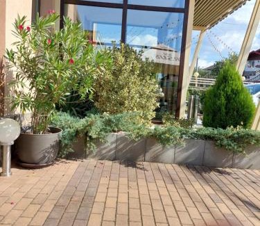 Curtea De Arges House | Pensiunea Prestige House