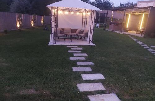Curtea De Arges House | Pensiunea Prestige House