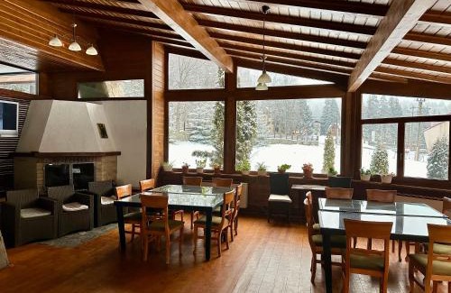 Predeal House | Pensiunea Rasnoava