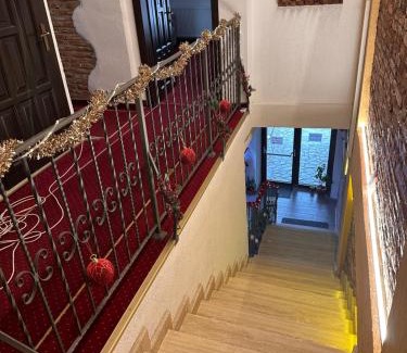 Fagaras House | Pensiunea SADA
