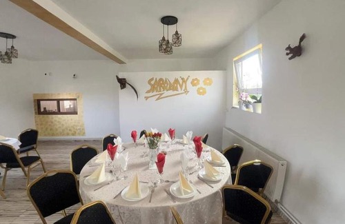 Polovragi House | Pensiunea Saradavy