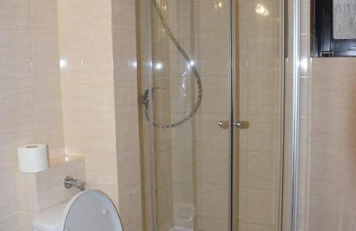 Barnova House | Pensiunea Sasha