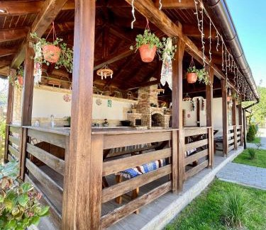 Leordina House | Pensiunea Sub Horiță