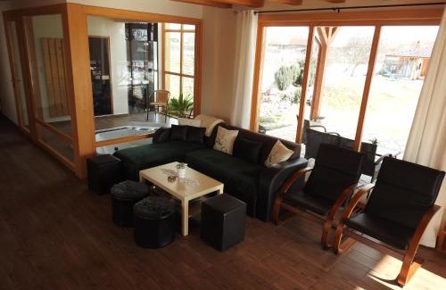 Danesti House | Pensiunea Szeptember