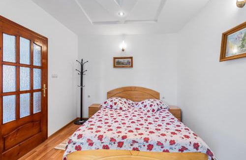 Ortoaia House | Pensiunea Valea Dornelor