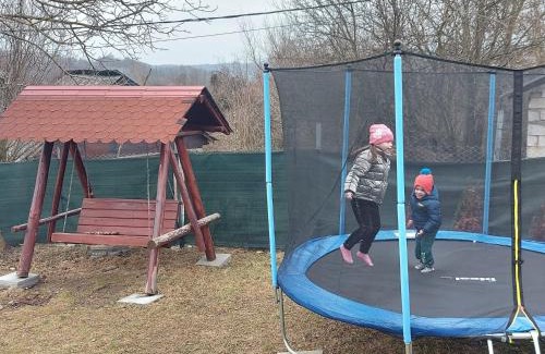 Valea Danului House | Pensiunea Valea Veveritelor