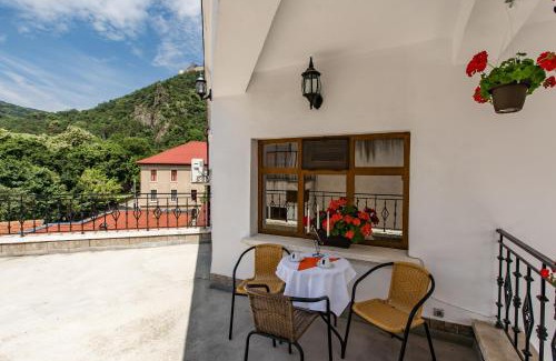 Deva House | Pensiunea Vila Europa