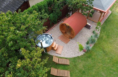 Bytow House | Pensjonat Srebrny Klon