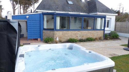 Saint-Pierre-Quiberon House | Penthièvre - Maison 6 pers avec Jacuzzi, proche des plages