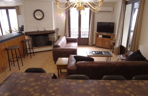 Saint-Leger-les-Melezes Apartment | penthouse on the ski slopes