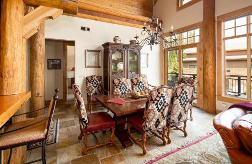 Saddle Ridge Cabin | Penthouse 4 by Moonlight Basin Lodging