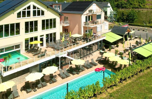 Ellenz-Poltersdorf Apartment | Penthouse apartment - 1-5 persons - 3 bedrooms