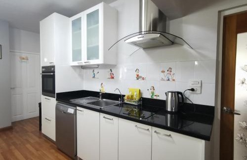 Bang Na Apartment | Penthouse by JJ