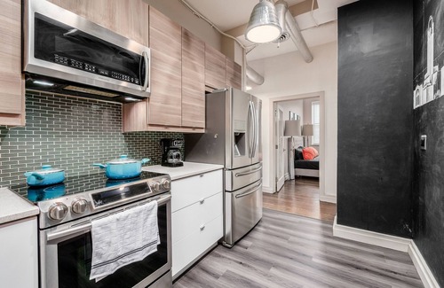Short North Condo | Penthouse Condo by North Market & Convention Center