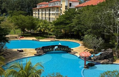 Bandar Penawar Apartment | Penthouse Desaru Beach 5G Wifi Netflix Pool View