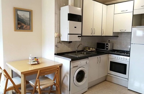 Biescas Apartment | Penthouse in Biescas with pool, tennis and barbecue