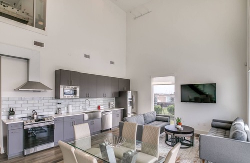 Cedars House | Penthouse in the City - Enjoy the View!