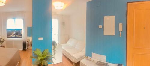 San Diego Apartment | PENTHOUSE INDEPENDIENTE a 3 paradas en metro de ATOCHA (estacion central Madrid)