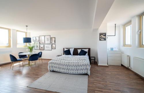 Altstadt Apartment | Penthouse Panoramablick Whirlpool Parken