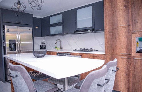 El Castillo Apartment | Penthouse Roof inside Lleras Duplex 3 Bedroom AC Hot Tub