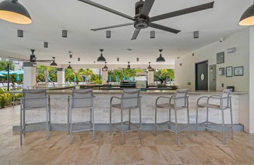 Florida Central Atlantic Coast Apartment | Penthouse Vacation Condo, Near the Parks - 2015