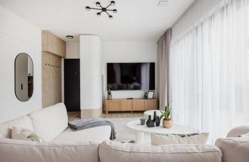 Nepszinhaz negyed Apartment | Penthouse with City View and Parking for Two