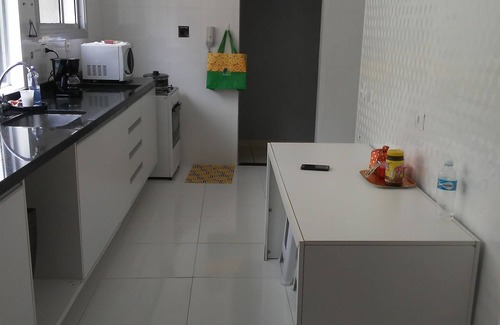 Vila Julia Apartment | Penthouse with its own barbecue near Enseada Beach - Guarujá
