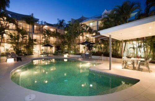 Noosaville Apartment | Penthouse with Private Roof top terrace- NOOSA