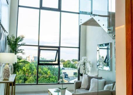 Prado Oriental Apartment | Penthouse with private Jacuzzi with OF 300mbps int