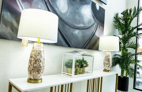 Prado Oriental Apartment | Penthouse with private Jacuzzi with OF 300mbps int