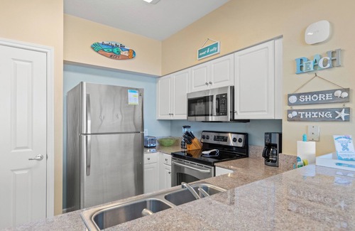 Long Beach Condo | Penthouse With Beautiful Beach Views! 1 Bedroom, 2 Bathroom Penthouse!