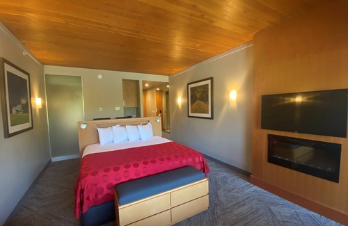 Okanagan-Similkameen Resort | Penticton Lakeside Resort and Conference Centre