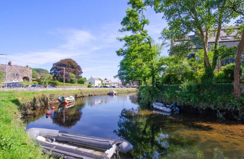 Lostwithiel House | Penvose House - Three Bedroom House, Sleeps 6