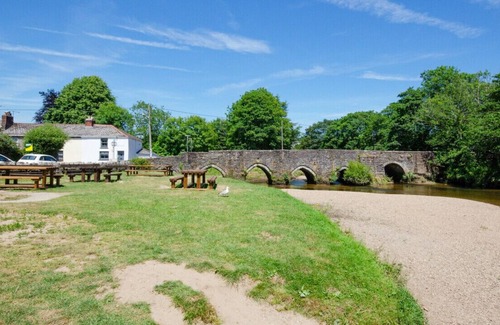Lostwithiel House | Penvose House - Three Bedroom House, Sleeps 6