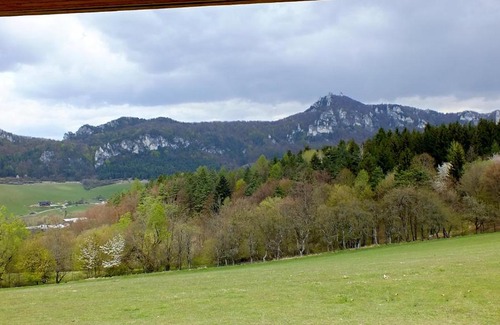 Sulov-Hradna House | Penzión Štefánik