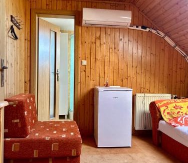 Teplicka nad Vahom House | Penzión Bosorka