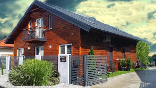 Nesvady House | Penzión Florens, Nesvady