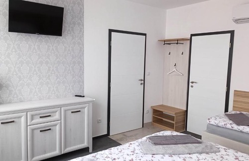 Trhove Sviny House | Penzion HARMONIE