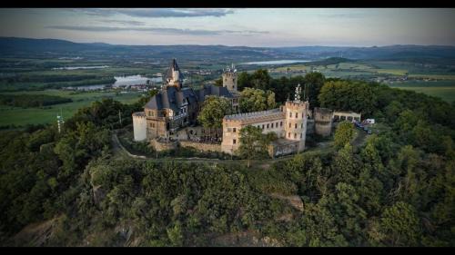 Teplice House | Penzion hrad Doubravka